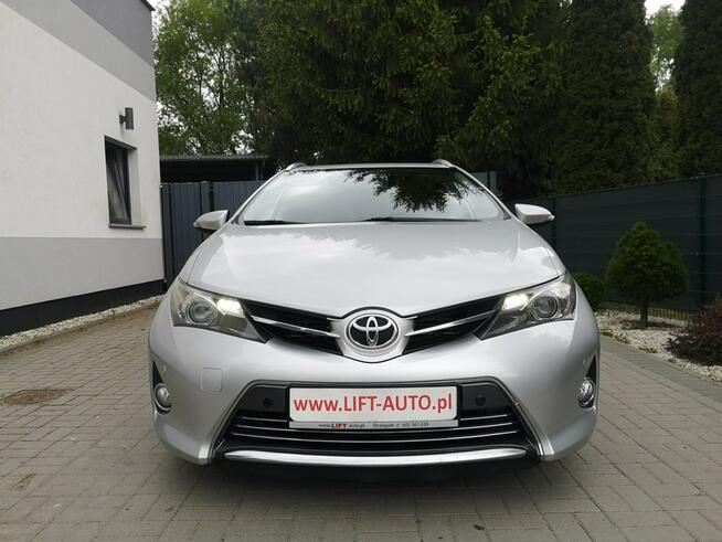 Toyota Auris 2.0 D4D 124KM Klimatron Parktr Kmera Alu Ledy Salon Polska Gwarancja