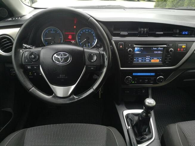 Toyota Auris 2.0 D4D 124KM Klimatron Parktr Kmera Alu Ledy Salon Polska Gwarancja