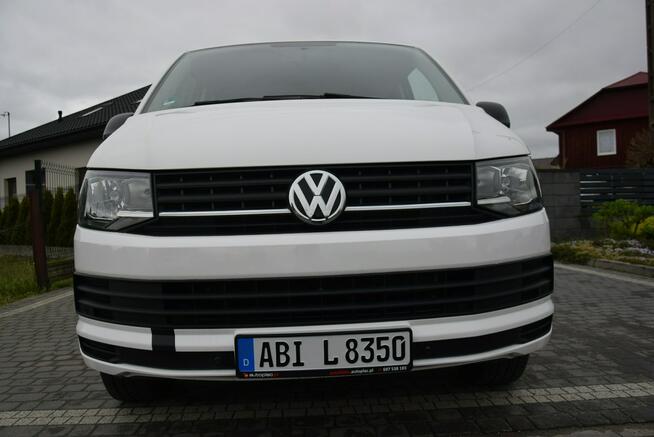 Volkswagen Transporter 2.0TDI Automat 9 Osobowy Klima Nawiewy 2018R Sprowadzony