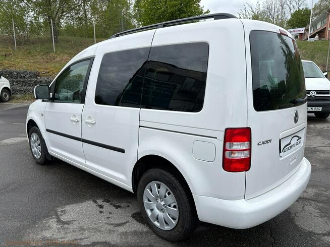 Volkswagen Caddy 2.0 MPI 109 KM 5 osobowy 2013 r Nowa instalacja LPG