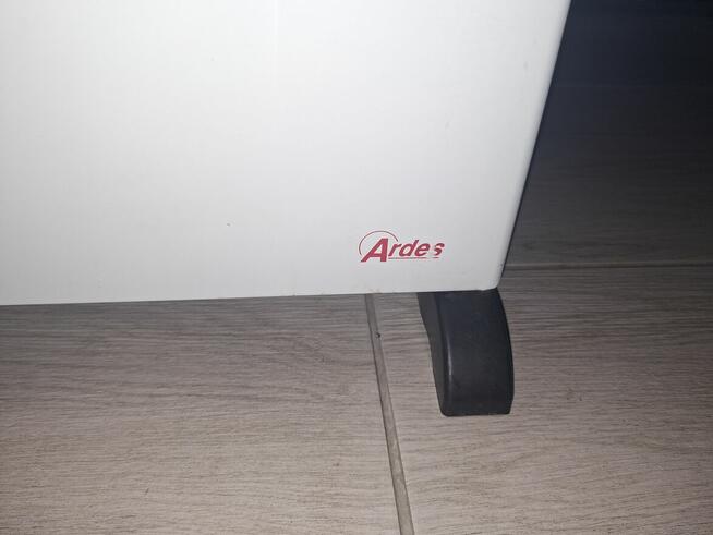 Grzejnik elektryczny z nadmuchem ARDES 220-240v 50-60hz 2000