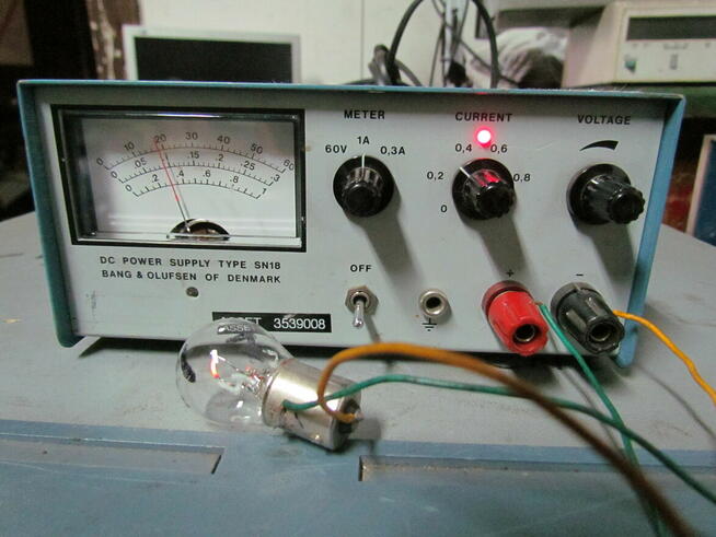 Zasilacz Laboratoryjny DC Power Supply SN18