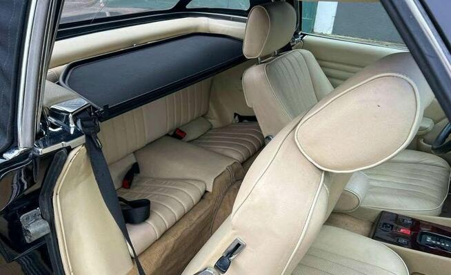 1986 Mercedes-Benz SL 300 R107 Cabriolet