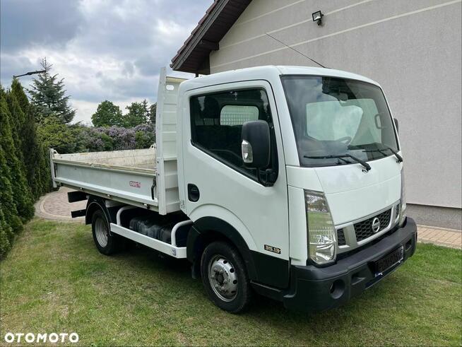 Nissan Cabstar NT 400