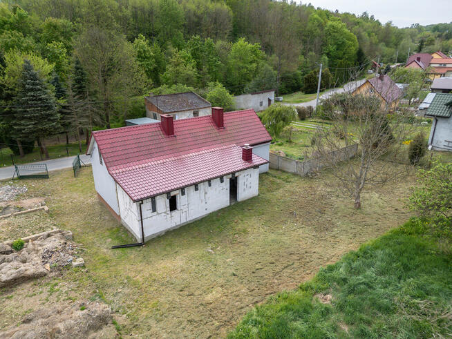 Dom 80m2 w trakcie remontu - Jędrzejowice