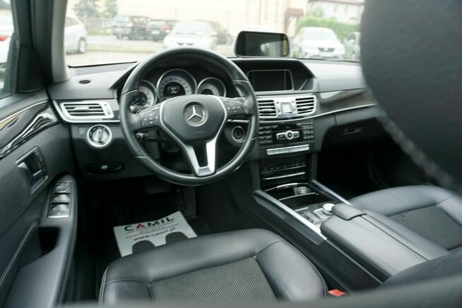 Mercedes E 220 polski salon