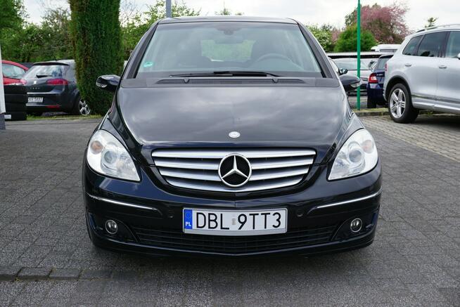 Mercedes B 200 zarejestrowany, ubezpieczony