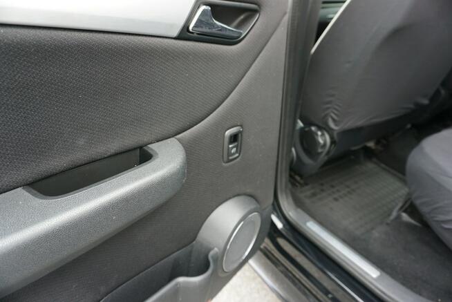 Mercedes B 200 zarejestrowany, ubezpieczony