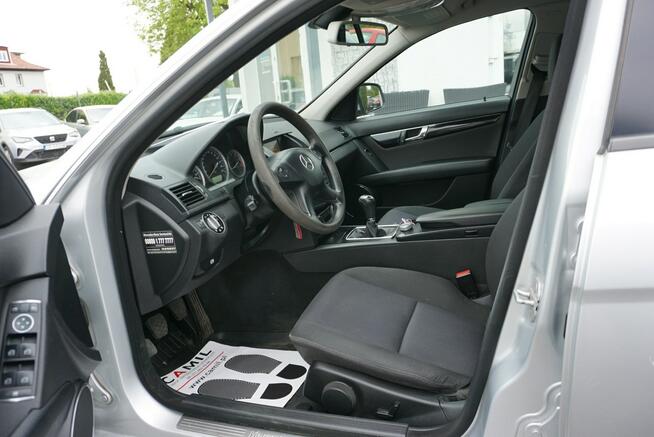 Mercedes C 200 zarejestrowany, ubezpieczony