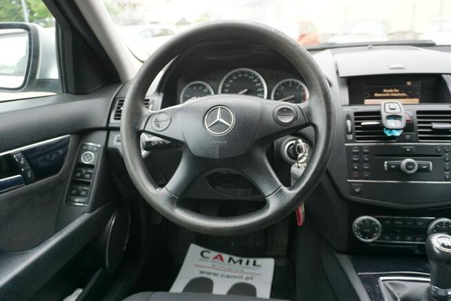 Mercedes C 200 zarejestrowany, ubezpieczony