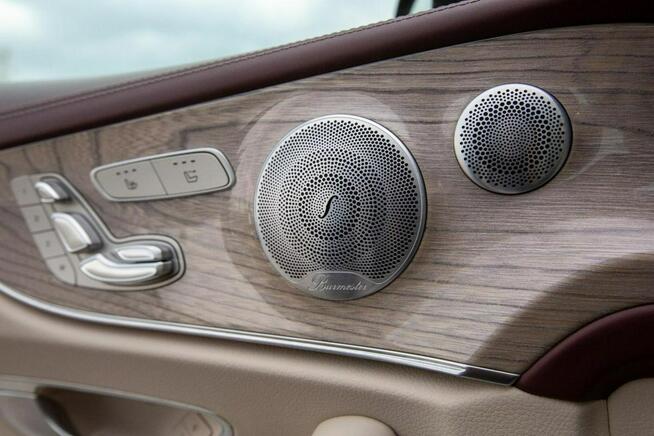 Mercedes E 220 4 MATIC CABRIO