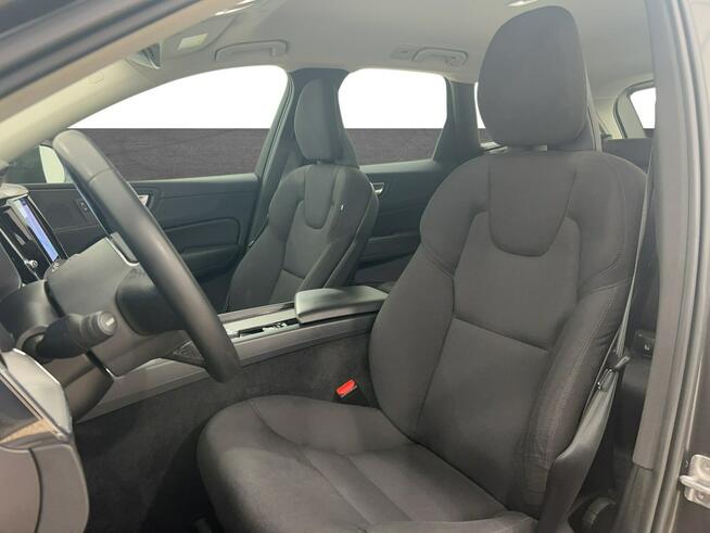 Volvo XC 60 B4 B Momentum Pro