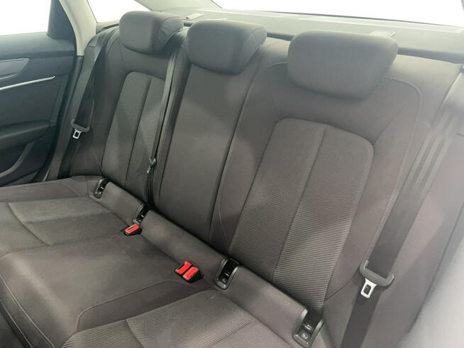 Audi A6 Limousine 40 TDI mHEV S tronic Sedan
