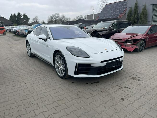 Porsche Panamera 4 Europa Plug IN 4x4 BOSE Pamięć Pneumatyka 470KM
