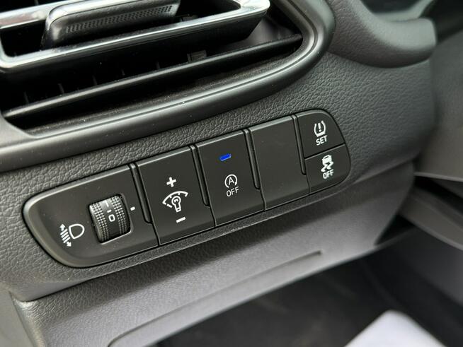 Hyundai i30 1.5 T-GDI AT 48V 160 KM WersjaSmart + PakietLED Gwarancja2029