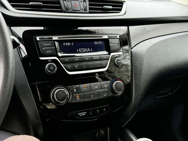 Nissan Qashqai 1,2T 115KM Tekna/PDC/Pod.Fotele/Klima/Alu/Tempomat/Serwis