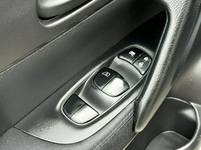 Nissan Qashqai 1,2T 115KM Tekna/PDC/Pod.Fotele/Klima/Alu/Tempomat/Serwis