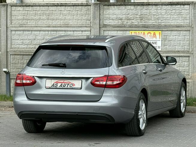 Mercedes C 200 D 136KM Avantgarde/Navi/Alufelgi//Skóry/el.klapa/Parktronic