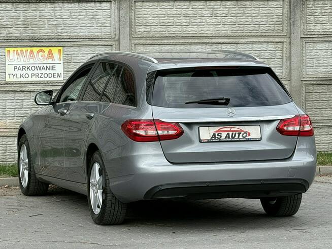 Mercedes C 200 D 136KM Avantgarde/Navi/Alufelgi//Skóry/el.klapa/Parktronic
