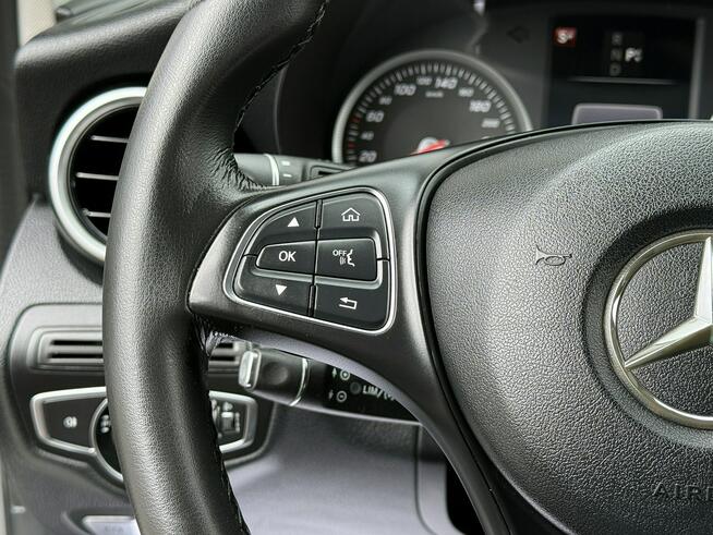 Mercedes C 200 D 136KM Avantgarde/Navi/Alufelgi//Skóry/el.klapa/Parktronic
