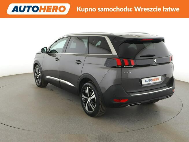 Peugeot 5008 7 os. automat full LED półskóra navi virtual cocpit kamery