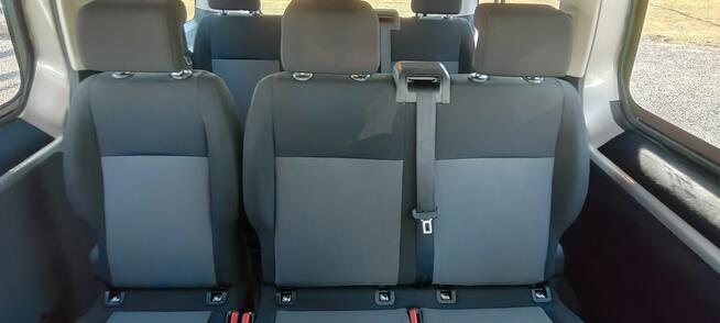 Opel Vivaro 9-osobowy,long.