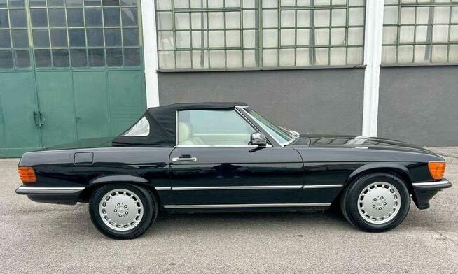 1986 Mercedes-Benz SL 300 R107 Cabriolet