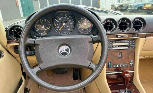 1986 Mercedes-Benz SL 300 R107 Cabriolet