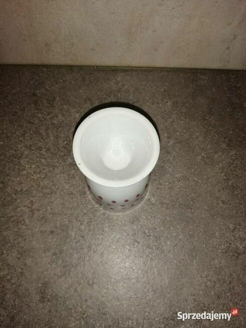 kieliszek do jajka porcelanowy
