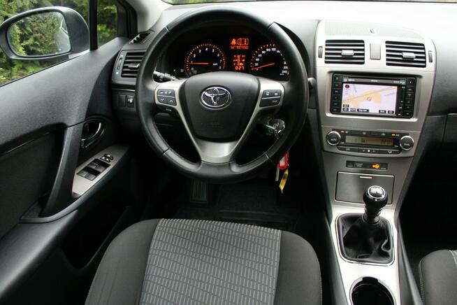 Toyota Avensis 147 KM Benzyna Przebieg 96 tys km Sedan