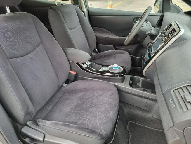 Nissan Leaf Acenta 30kWh 2016 102tys.km Pompa ciepła Kamera 360 Bezwypadkowy Alu