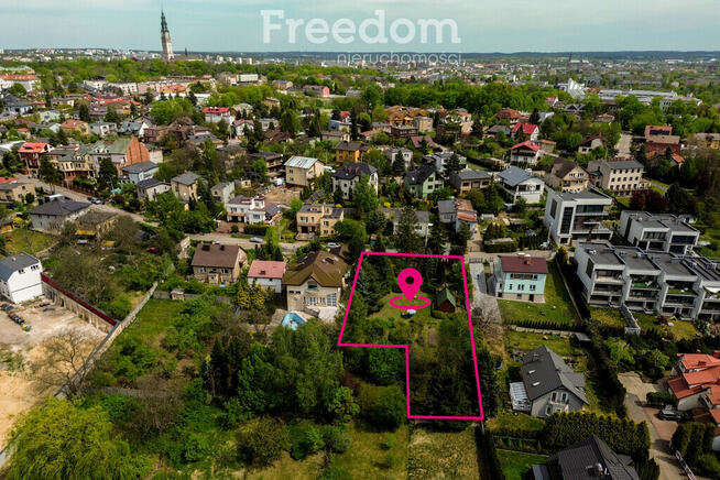 Działka w centrum z widokiem na panoramę miasta