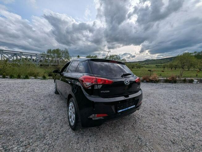 Hyundai i20 1,2 benzyna, lampy Ledowe