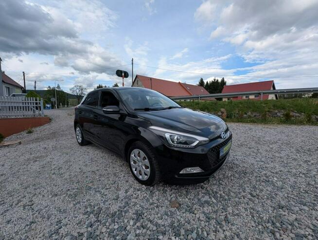 Hyundai i20 1,2 benzyna, lampy Ledowe