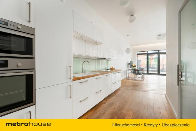 Nowoczesny loft z tarasem i balkonem garaż w cenie