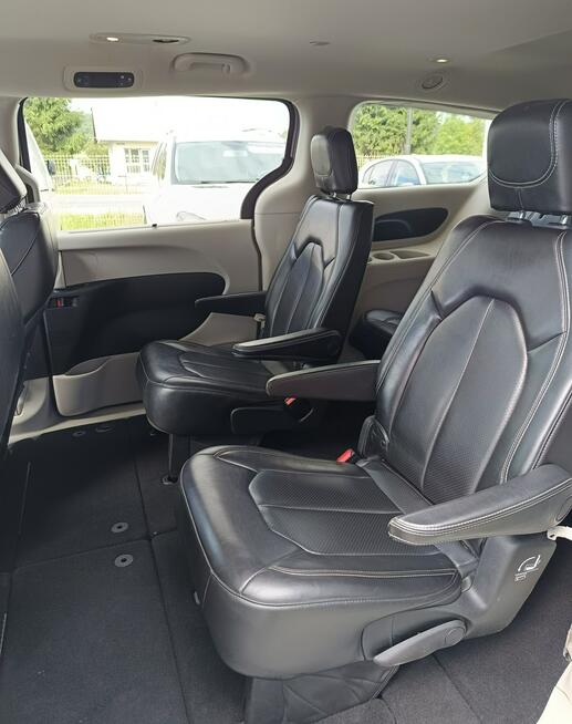 Chrysler Pacifica 3.6 V6 291KM, 7 osobowy, wyposażenie, vat23%