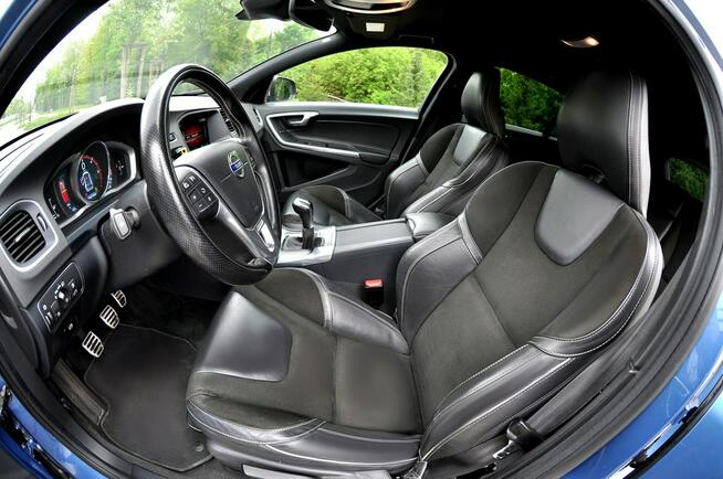 Volvo V60 D3 2.0 150KM R-Desing Xenon Led Navi Alkantara Full Opcja