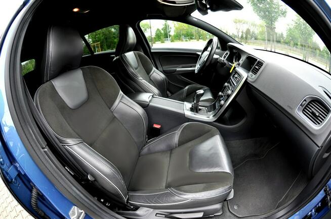 Volvo V60 D3 2.0 150KM R-Desing Xenon Led Navi Alkantara Full Opcja