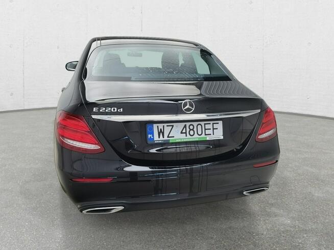 Mercedes E 220