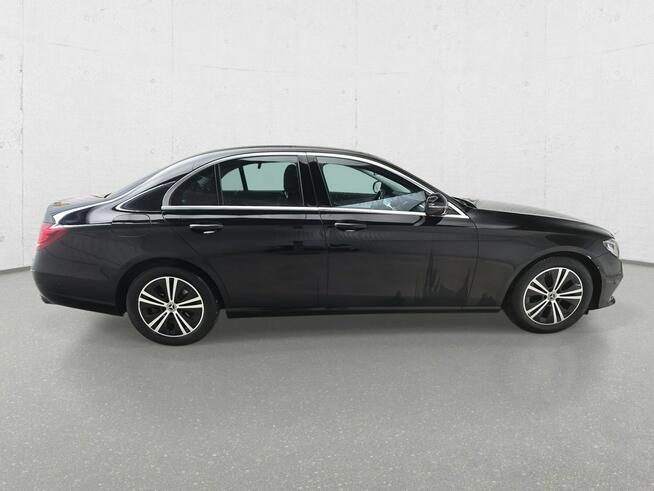 Mercedes E 220