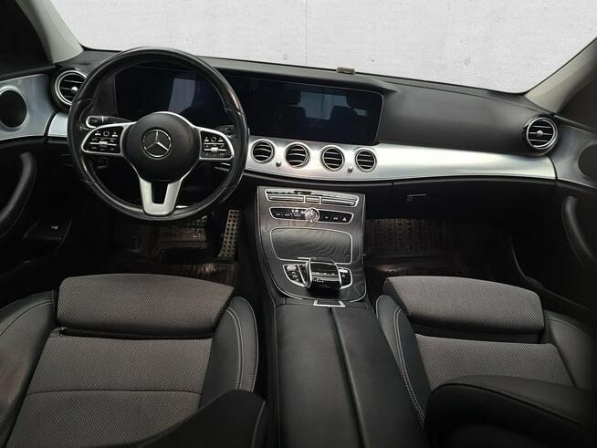 Mercedes E 220