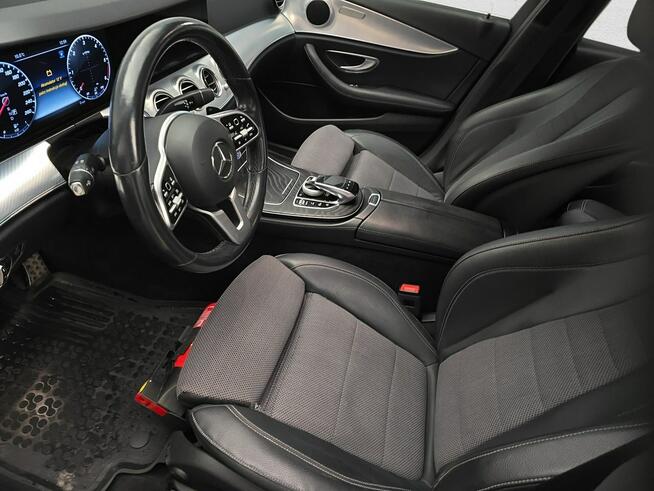 Mercedes E 220