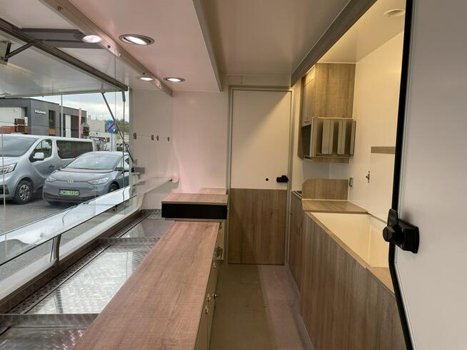 Fiat Ducato Autosklep Klima wędlin Gastronomiczna food truck foodtruck sklep 2021