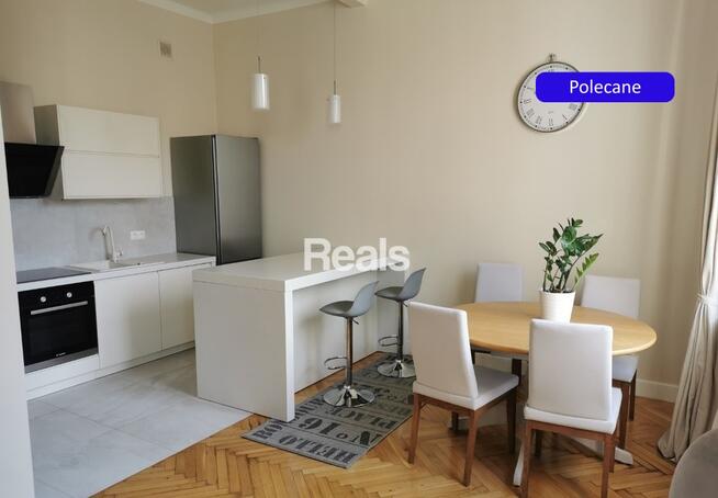 Apartament przy metrze