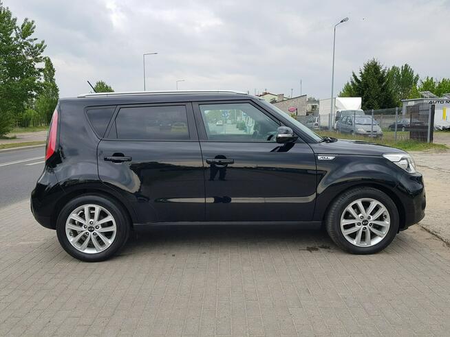 Kia Soul 1,6 CRDi Klimatronik Navi Nagłośnienie JBL Zarejestrowany Gwarancja