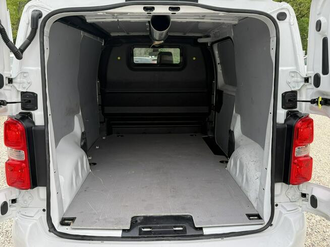 Citroen Jumpy 2.0 145kM! Hak ! 3 os.! Carplay! Nawigacja! Kamera !