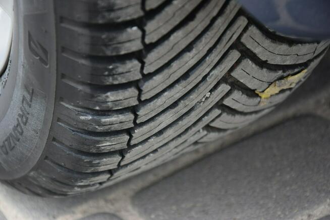 Mercedes B 180 1.6B Led Navi Kamera 2 KPL KÓŁ 135 Tys KM Sprowadzony