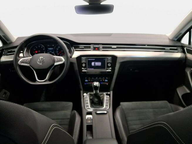 Volkswagen Passat Variant VAT 23% Elegance 1.5TSI 150KM M6 2023 r., salon PL I właściciel