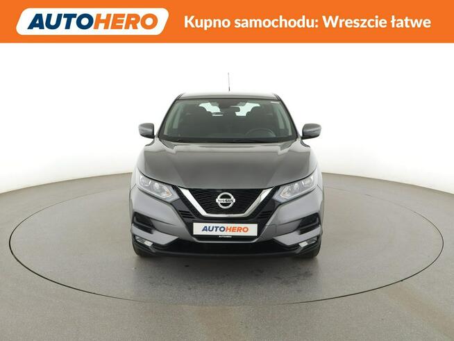 Nissan Qashqai kamera, led, niski przebieg, hak, 2strefowa klima