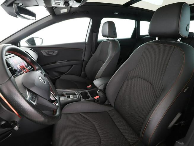 Seat Leon DSG full LED virtual cocpit navi klima auto grzane fotele czujniki par
